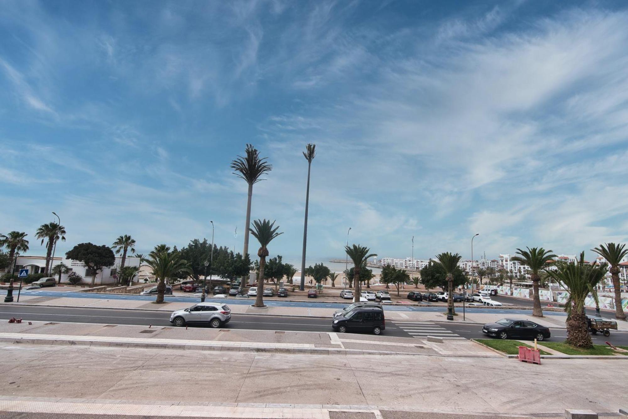 New Luxury 135sqm Terrace Seafront Unlimited Wi-fi