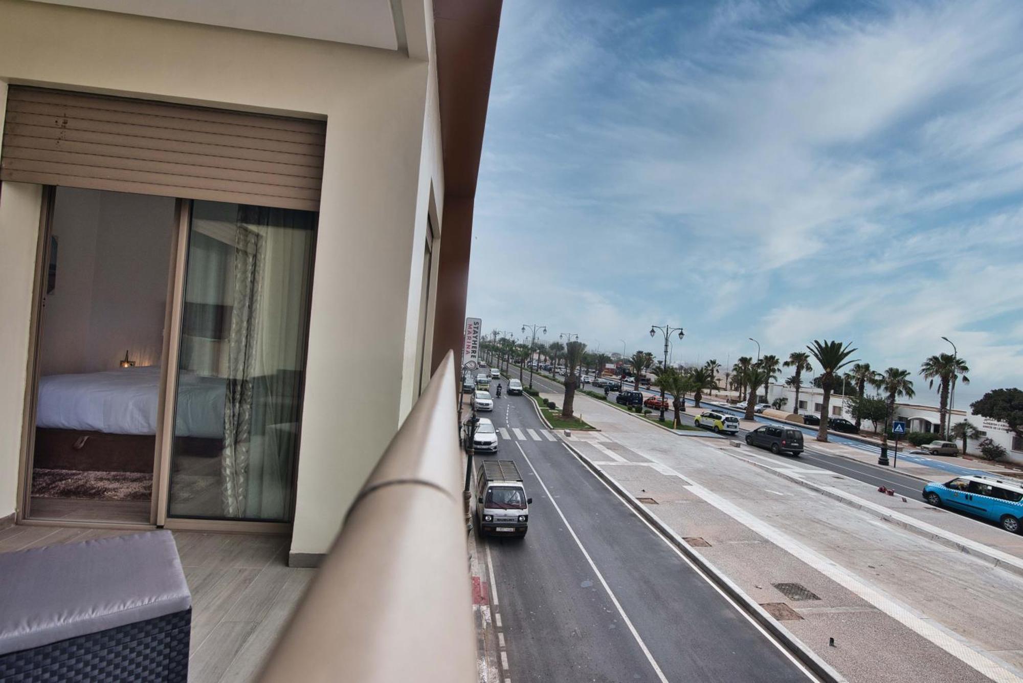 New Luxury 135sqm Terrace Seafront Unlimited Wi-fi *